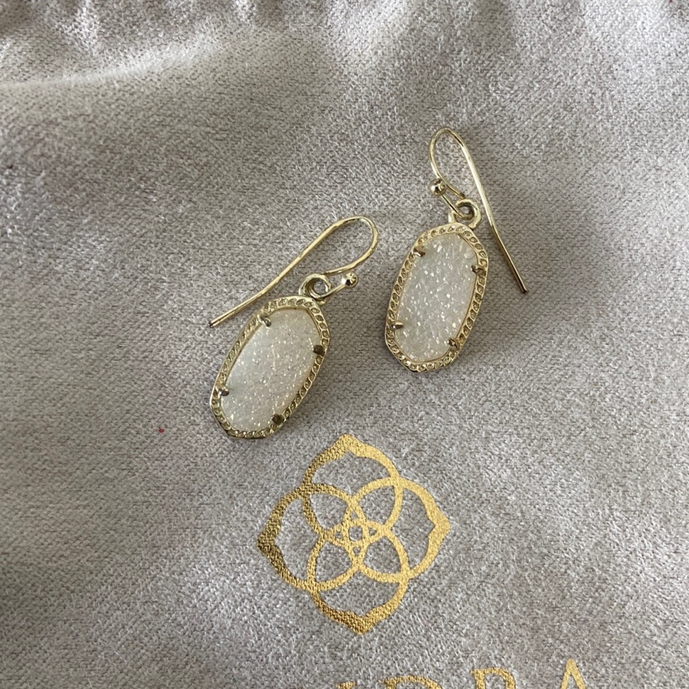 KENDRA SCOTT